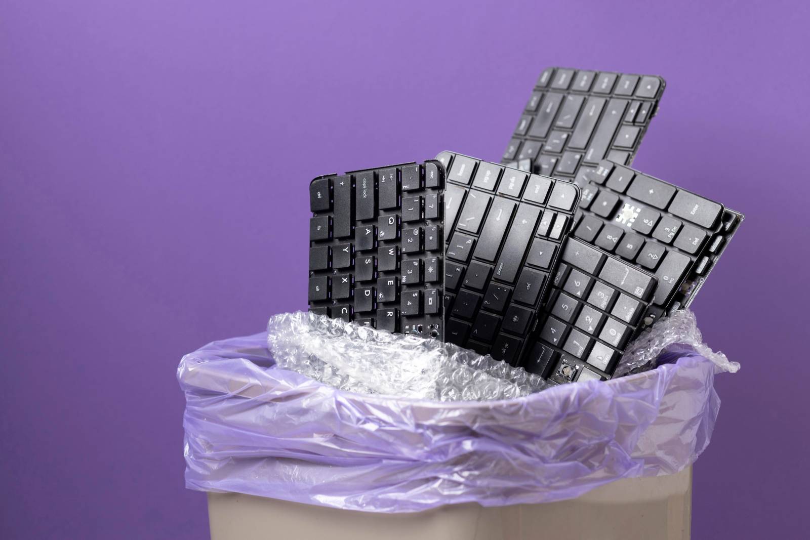 Elidem, collecte et recyclage tous types de déchets : DEEE, batteries lithiums et autres dans tout l'Occitanie