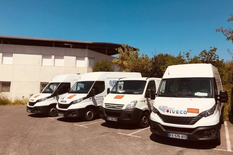 flotte de véhicules est adaptée à la collecte et au transport de DASRI et Déchets chimiques