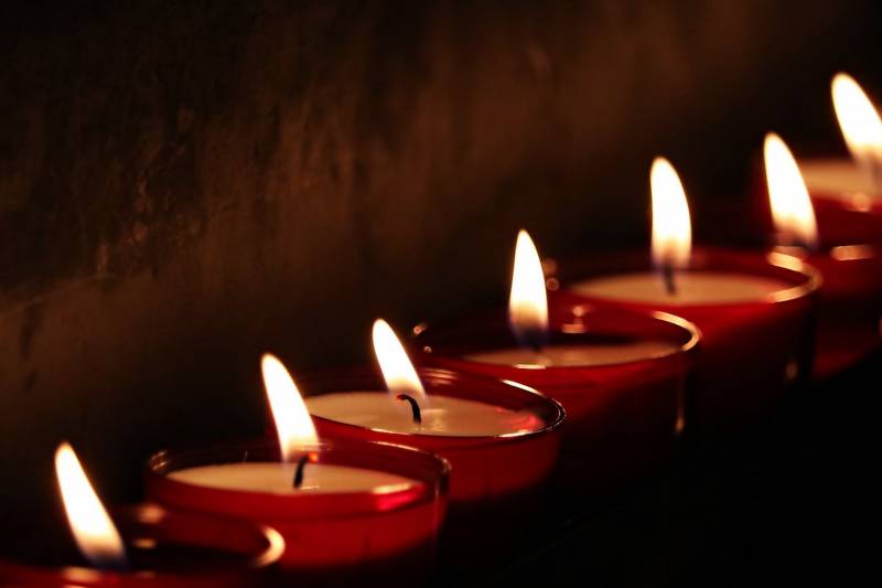 Fourniture de Futs DASRI pour les thanatopracteurs autour de Narbonne, Montpellier, Nîmes, Avignon