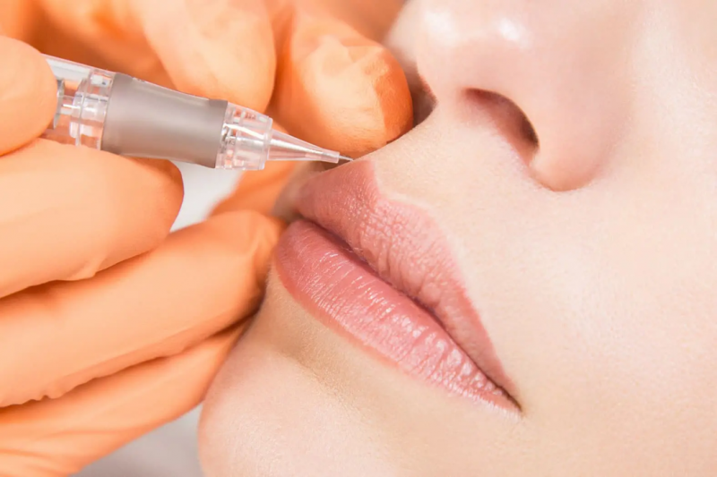 Traitement des déchets DASRI instituts de beauté maquillage permanent lèvres et sourcils dans l'Hérault et le Gard